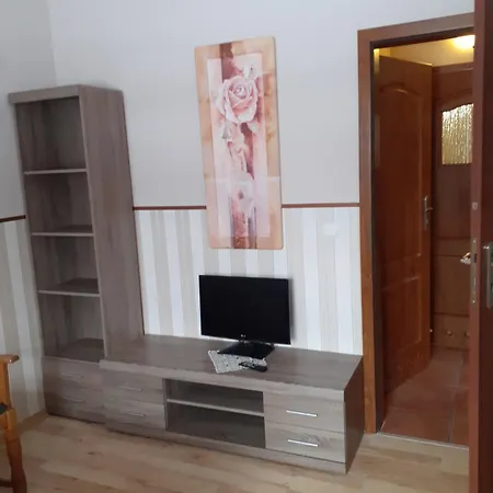 Habitación en casa particular Feniks